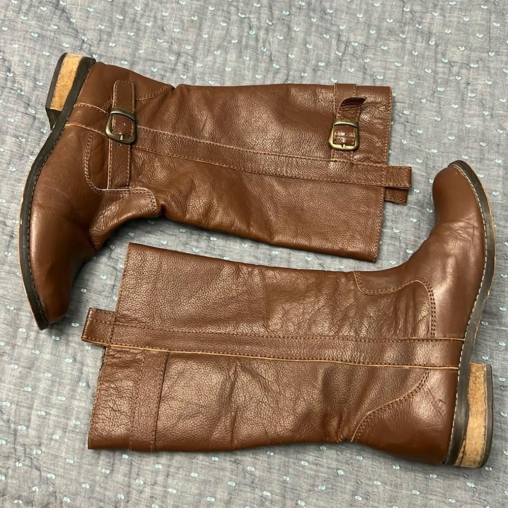 MIA 8.5 Leather Brown Boots Brass Buckles Low Heels